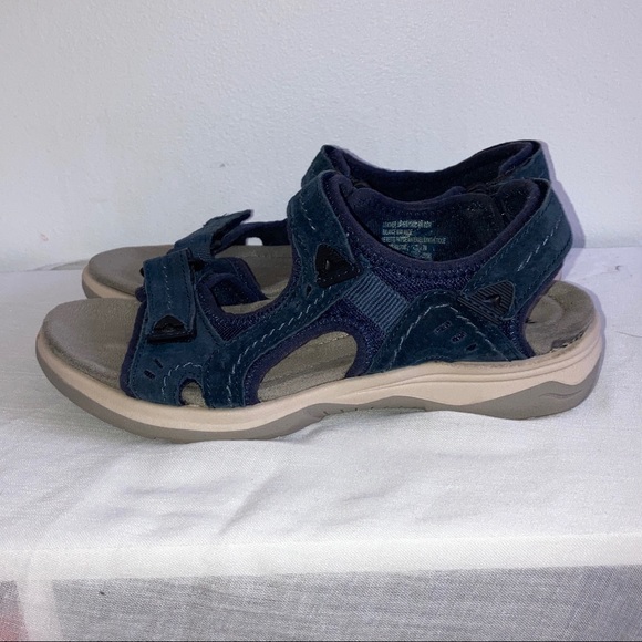 earth origins blue sandals